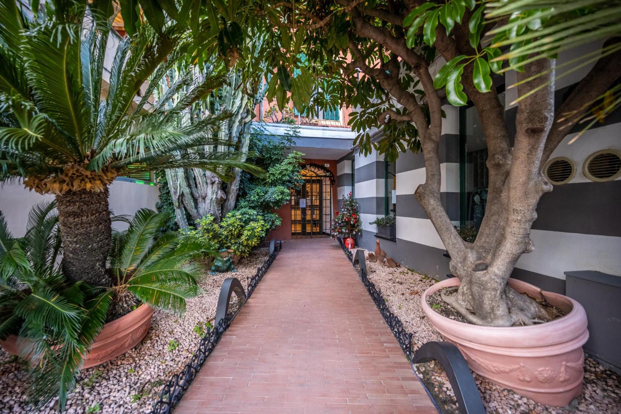Le Terrazze Aparthotel Αλάσιο Εξωτερικό φωτογραφία